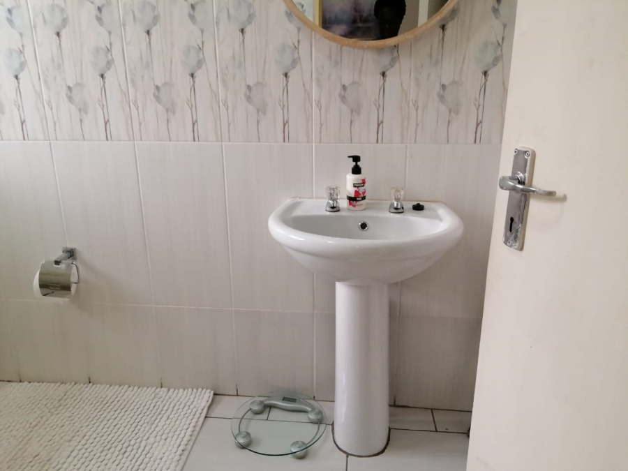 3 Bedroom Property for Sale in Tlhabane West North West